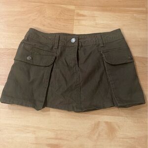 Refuge Mini Cargo Olive Skirt with Pockets Size Small
